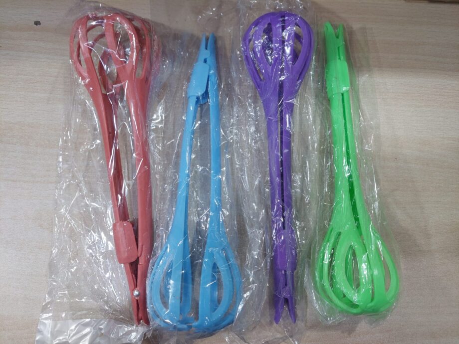 Multipurpose Plastic Egg Beater Mixer Kitchen Baking Utensil Spaghetti Server Tong Chimta (Random color)