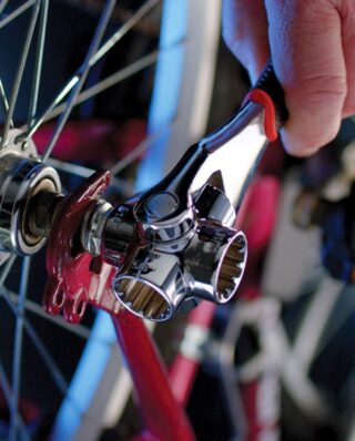 Multi-functional  Universal wrench socket set All-in-one wrench socket set Adjustable tools(random color)