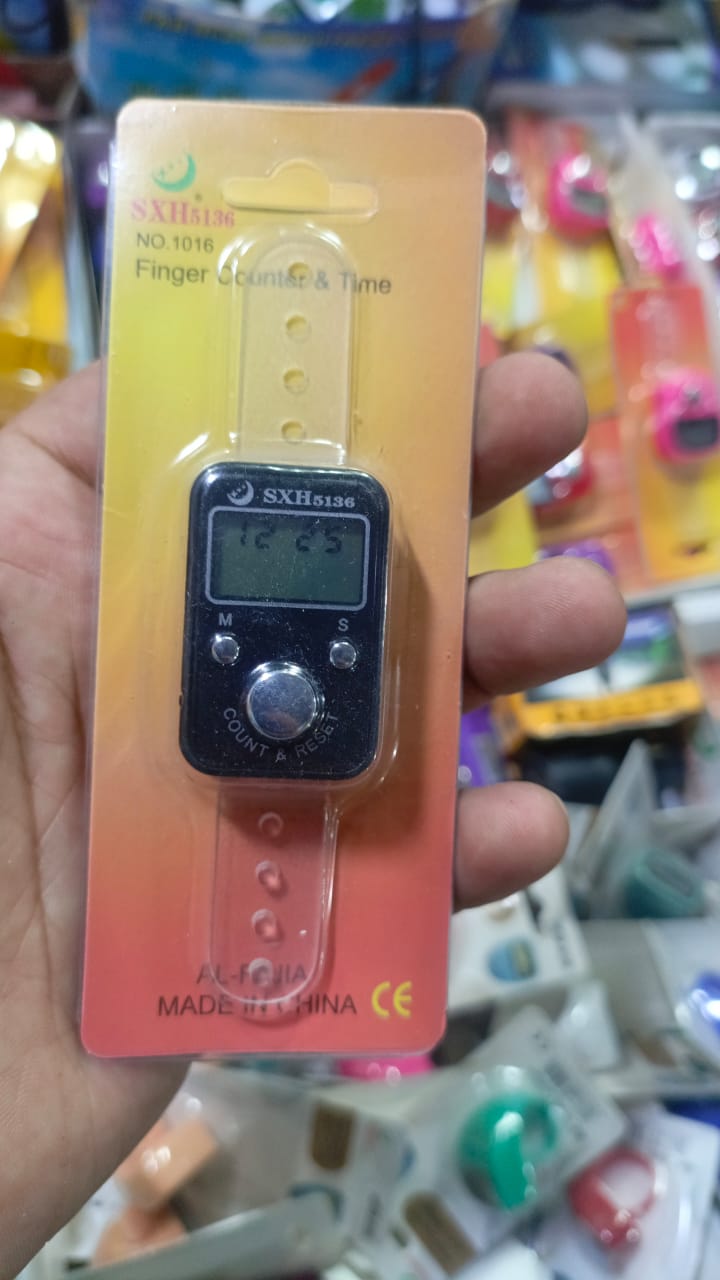 Mitening Manual Counter, Digital Counter, Electronic Counter, Padel Points Counter, People Counter, Clicker Counter for School Competition Stadium Bus Station (Random Color)