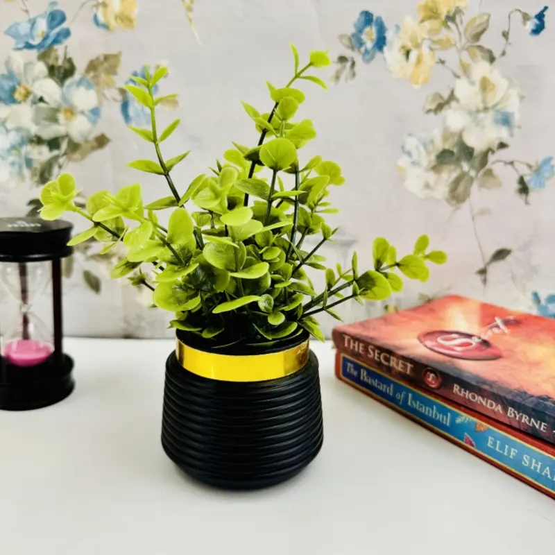 Artificial eucalyptus planter Tree Decoration Piece / Elevate your home’s elegance with stunning artificial flowers. - Image 3