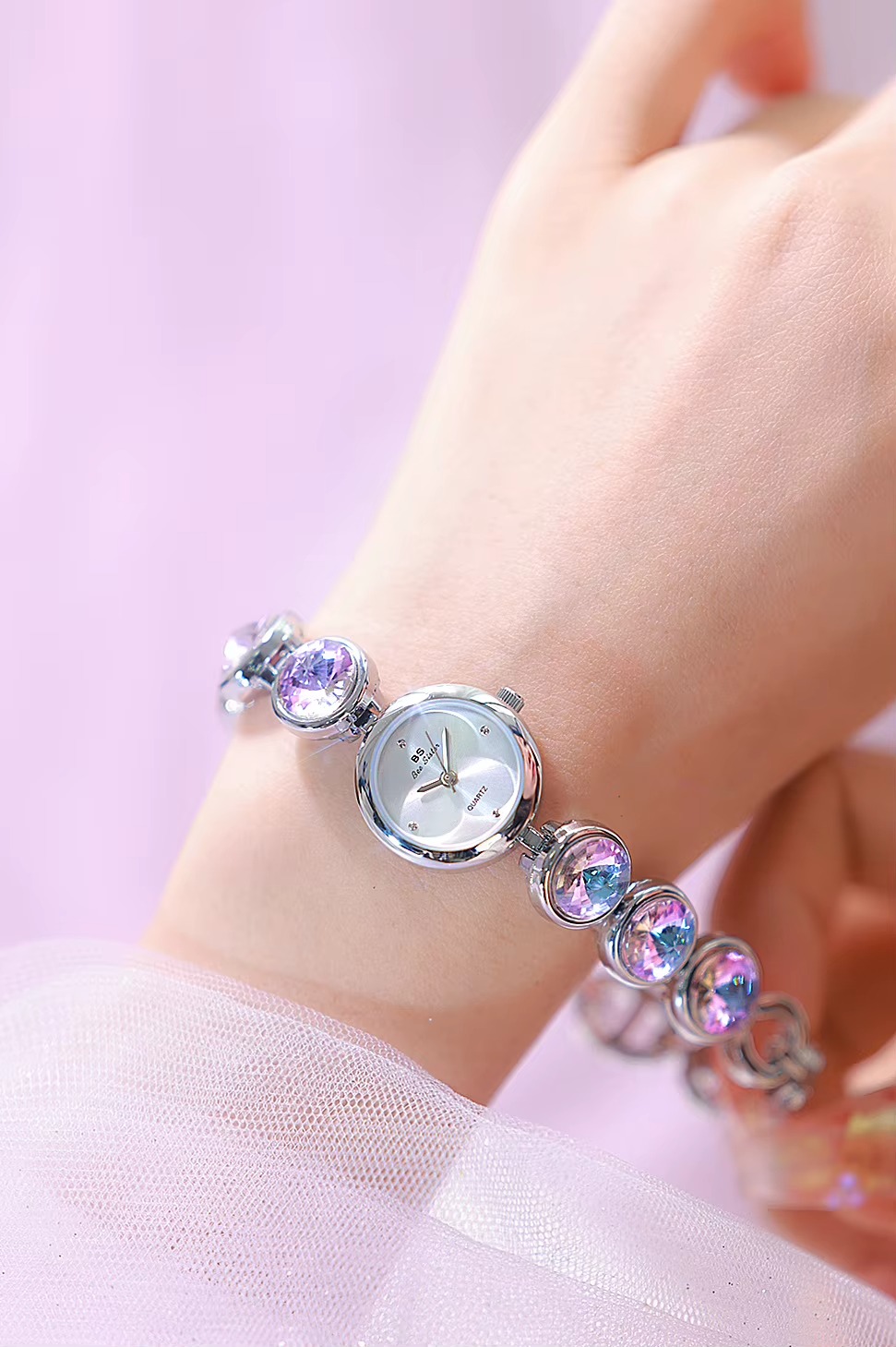 Women Watch Tassel Bracelet Ladies Quartz Watches Luxury Casual wear for Female (random color) - Image 11
