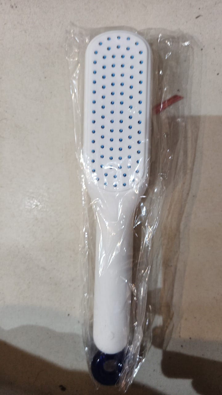 Self Cleaning Hair Brush, One-click Cleaning Telescopic Hair Comb –(without box) (random Color) - Image 2