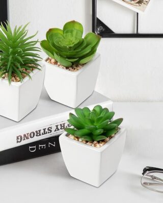 Mini plant Artificial Flowers Decoration | Artificial Plants Ball for Home (1 pc Square shape)
