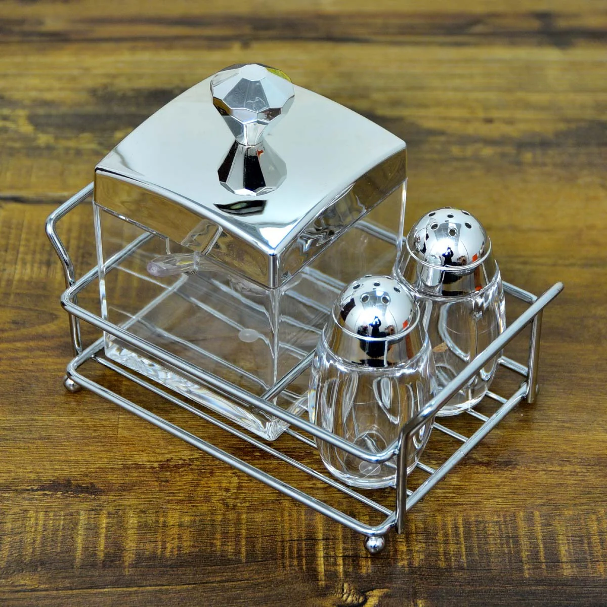 Sugar Pot and Pepper Cruet Set